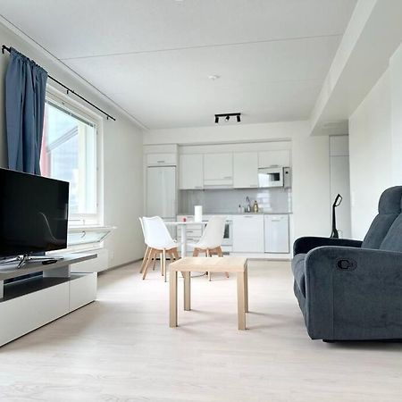 Huoneisto Juna Aseman Vieressae Vantaa Exterior foto